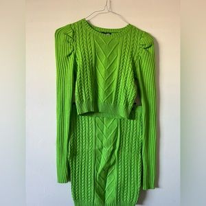 Vibrant Green Matching Sweater/ Skirt Set Size M